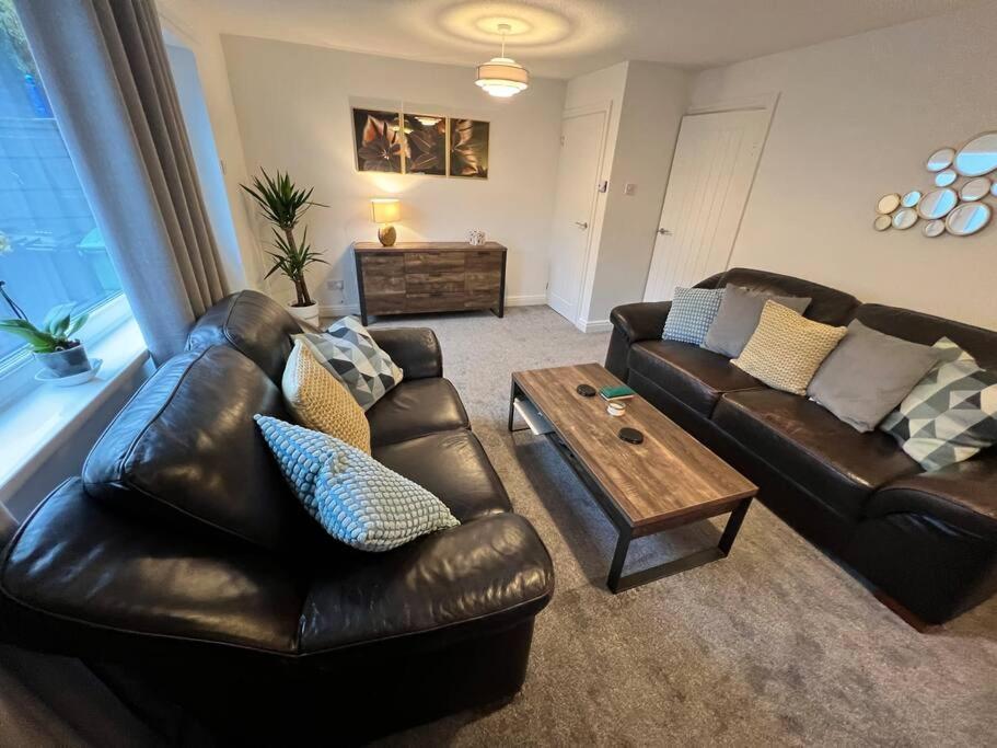 Very Comfy 3 Bed Town House Ashton-under-Lyne Zewnętrze zdjęcie