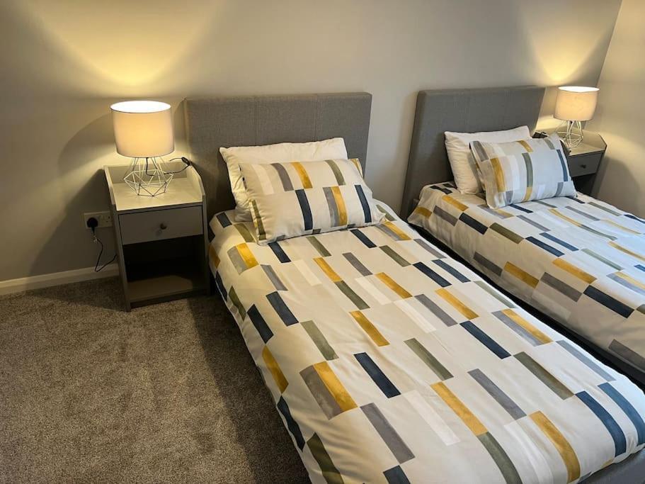 Very Comfy 3 Bed Town House Ashton-under-Lyne Zewnętrze zdjęcie