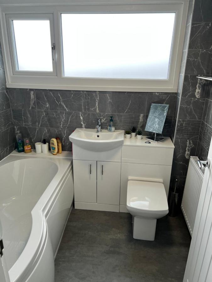 Very Comfy 3 Bed Town House Ashton-under-Lyne Zewnętrze zdjęcie