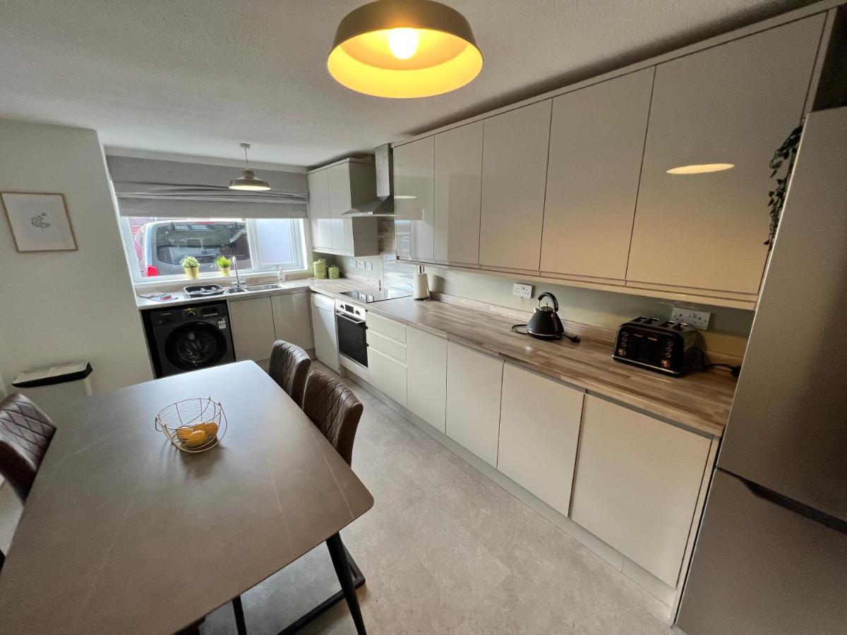 Very Comfy 3 Bed Town House Ashton-under-Lyne Zewnętrze zdjęcie