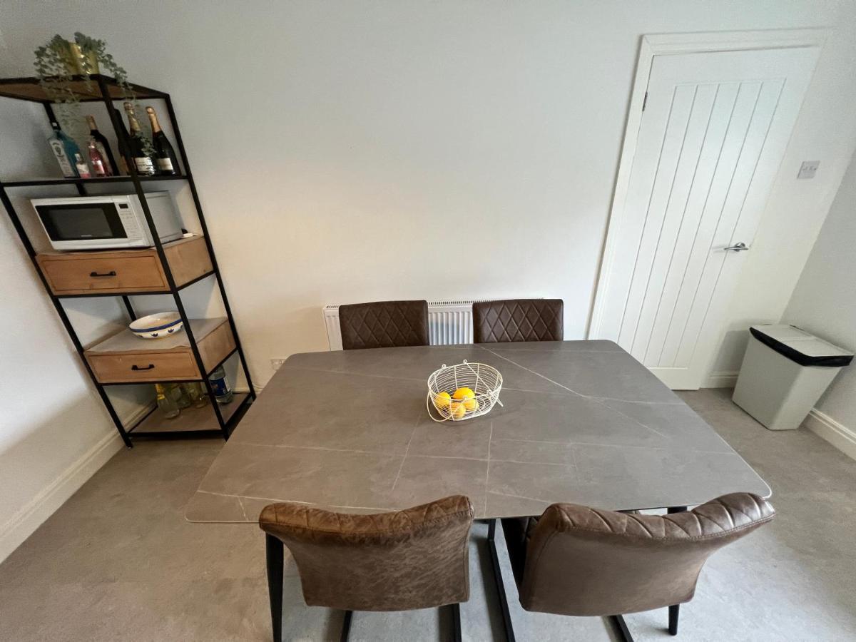 Very Comfy 3 Bed Town House Ashton-under-Lyne Zewnętrze zdjęcie